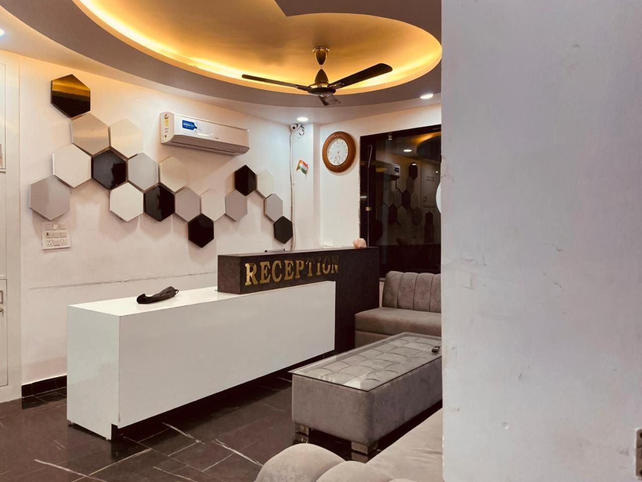 Wooibhotels The Divine Ganga Haridwār Exterior foto